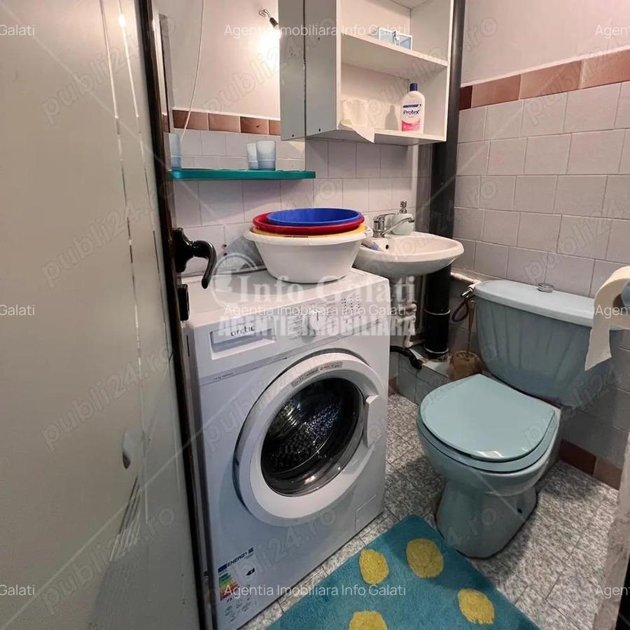 | Apartament cu 3 camere | I.C.Frimu | Mobilat si Utilat complet | 350 euro luna | - 2