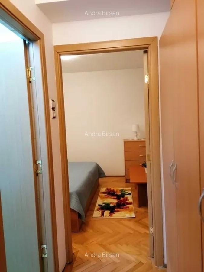 Inchiriere Apartament cu 2 Camere Ultracentral Piata Romana - 6