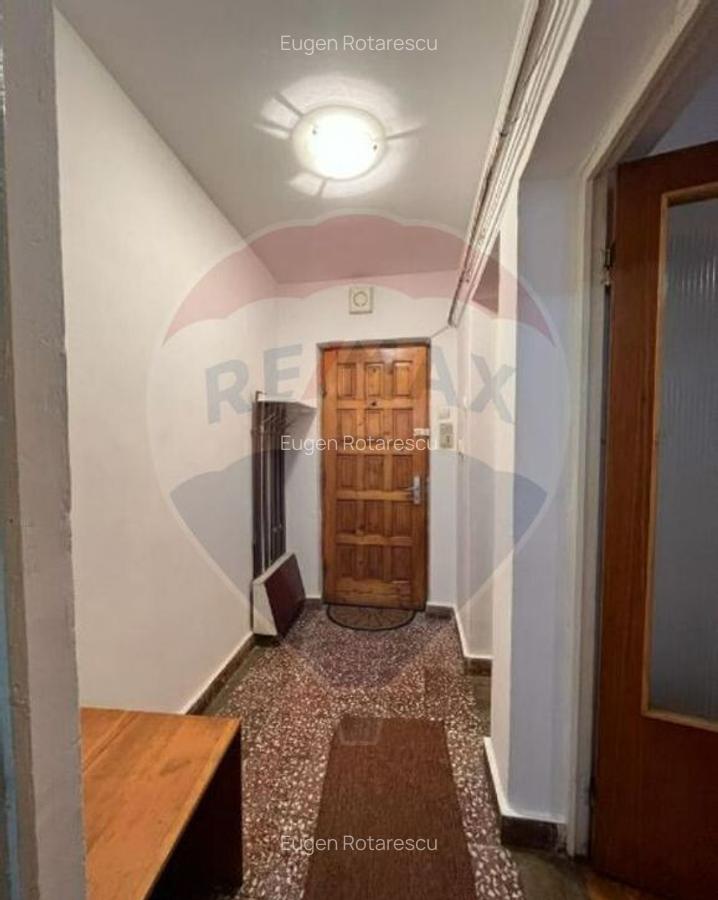 Garsoniera decomandata de inchiriat-Zona Centrala si a... - 5