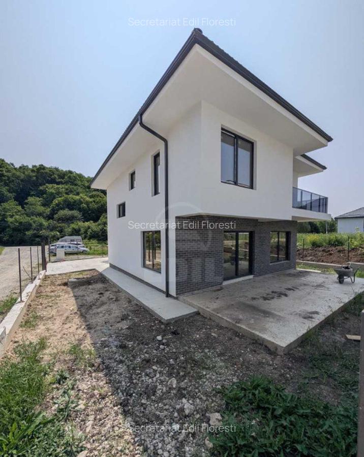 Casa pe Valea Garboului - 8