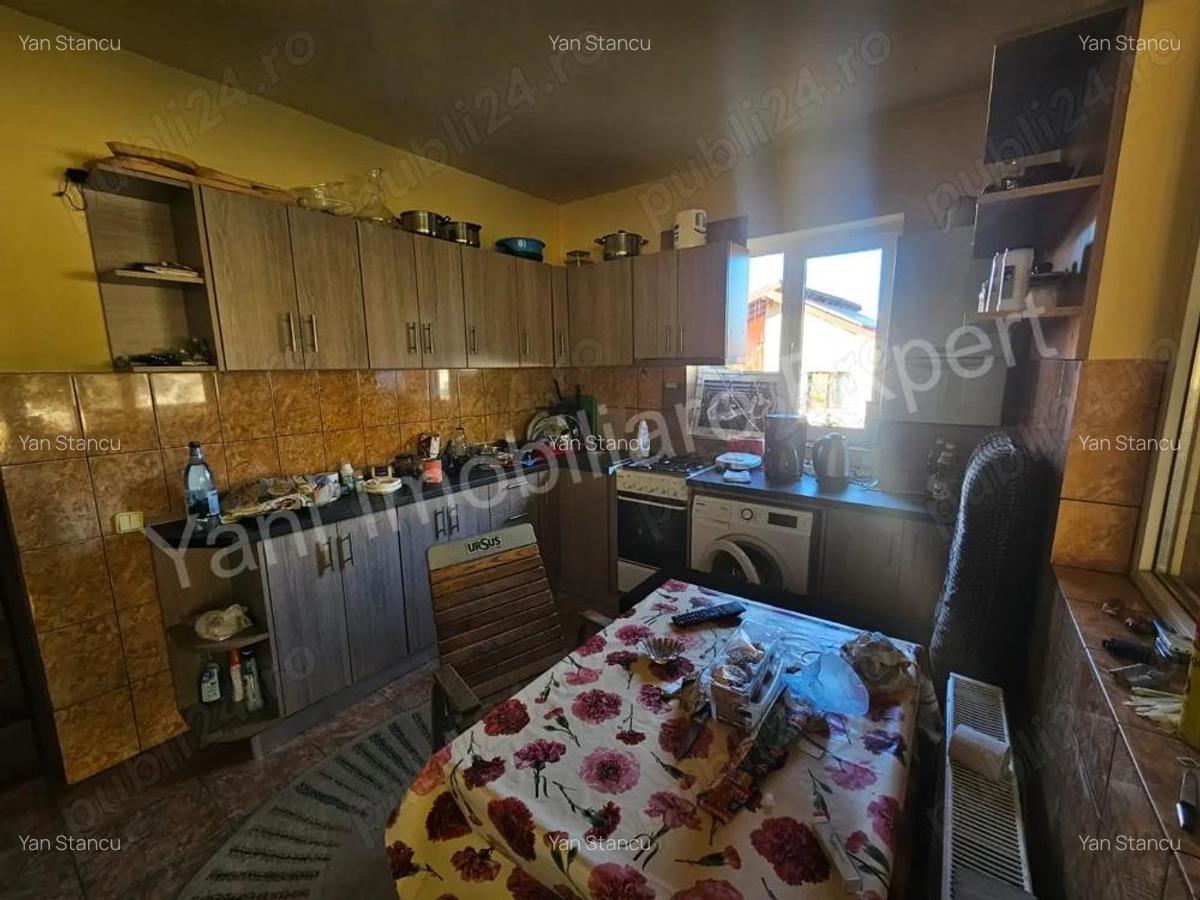 Casa + spa?iu comercial de vanzare in Curtea de Arge?. - 15