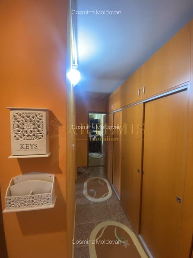Apartament de 2 camere, decomandat, 57 mp., zona Subcetate - 4