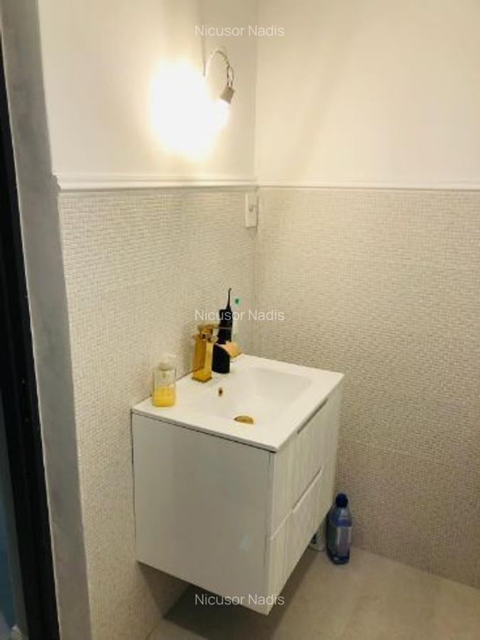 Teren de vânzare cu casă construită - 2