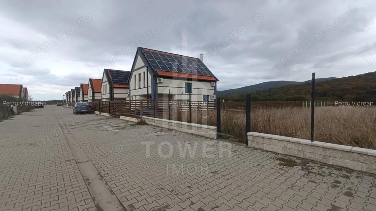 Teren de vanzare in Talmaciu zona lini?tita, cu priveli?te spre mun?i - 1