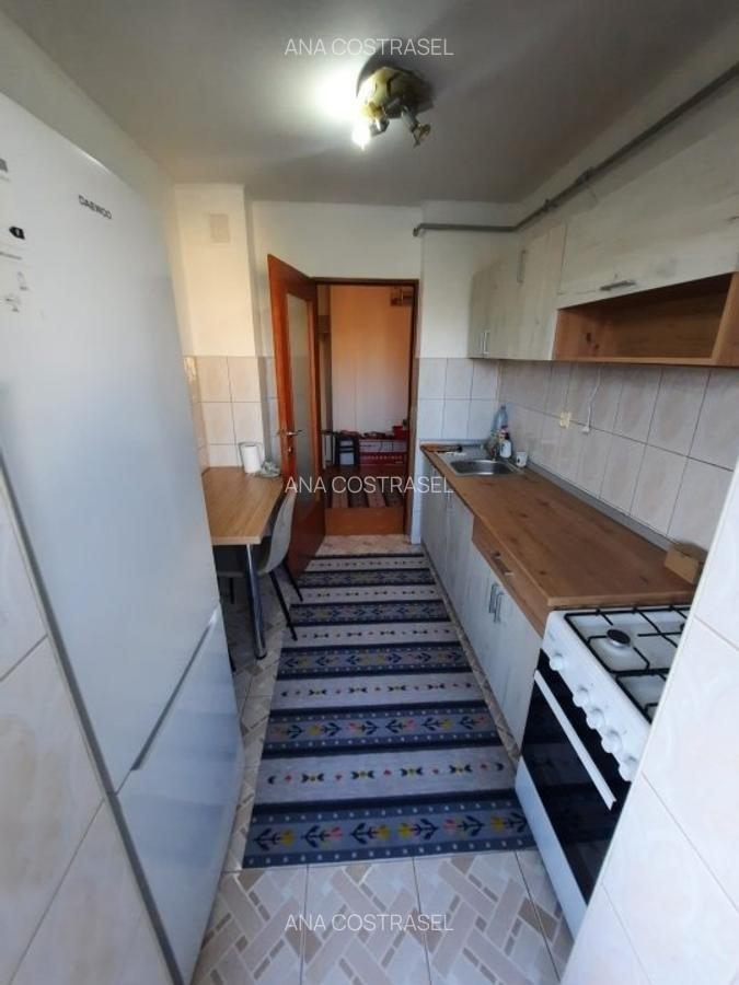 Apartament cu 2 camere decomandat, mobilat în Mircea cel Bătrân - 4