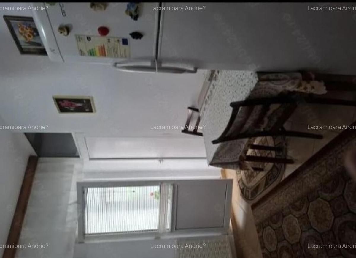 Ap. 2 cam, PACURARI,bloc 1989 - 5 Ap. 2 cam, PACURARI,bloc 1989 - 5