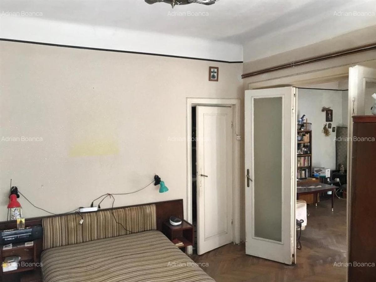 Apartament cu 5 camere semidecomandat în Moșilor - 2