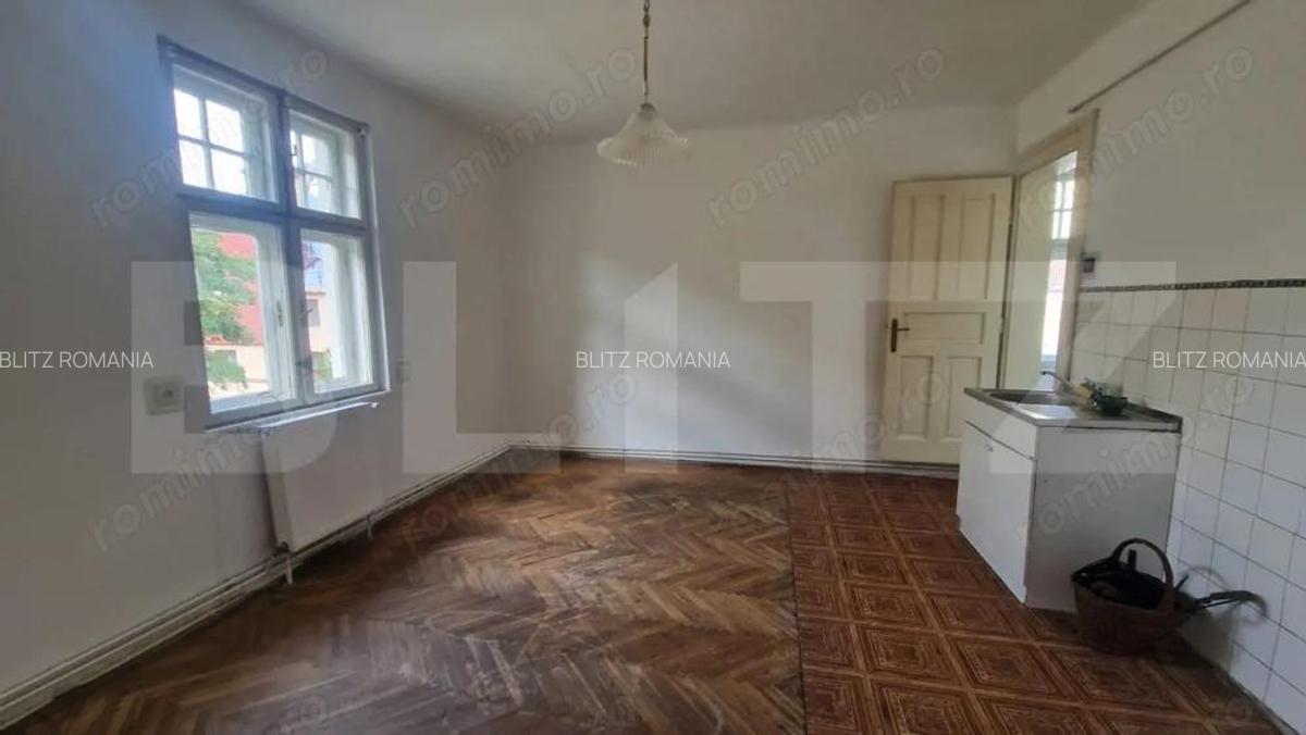 Apartament in casa, cu intrare si curte individuala, beci, pod, zona Mall Afi - 3