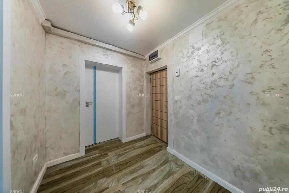 Apartament cu vedere la Bld.Revolutiei, etajul 1, - 7