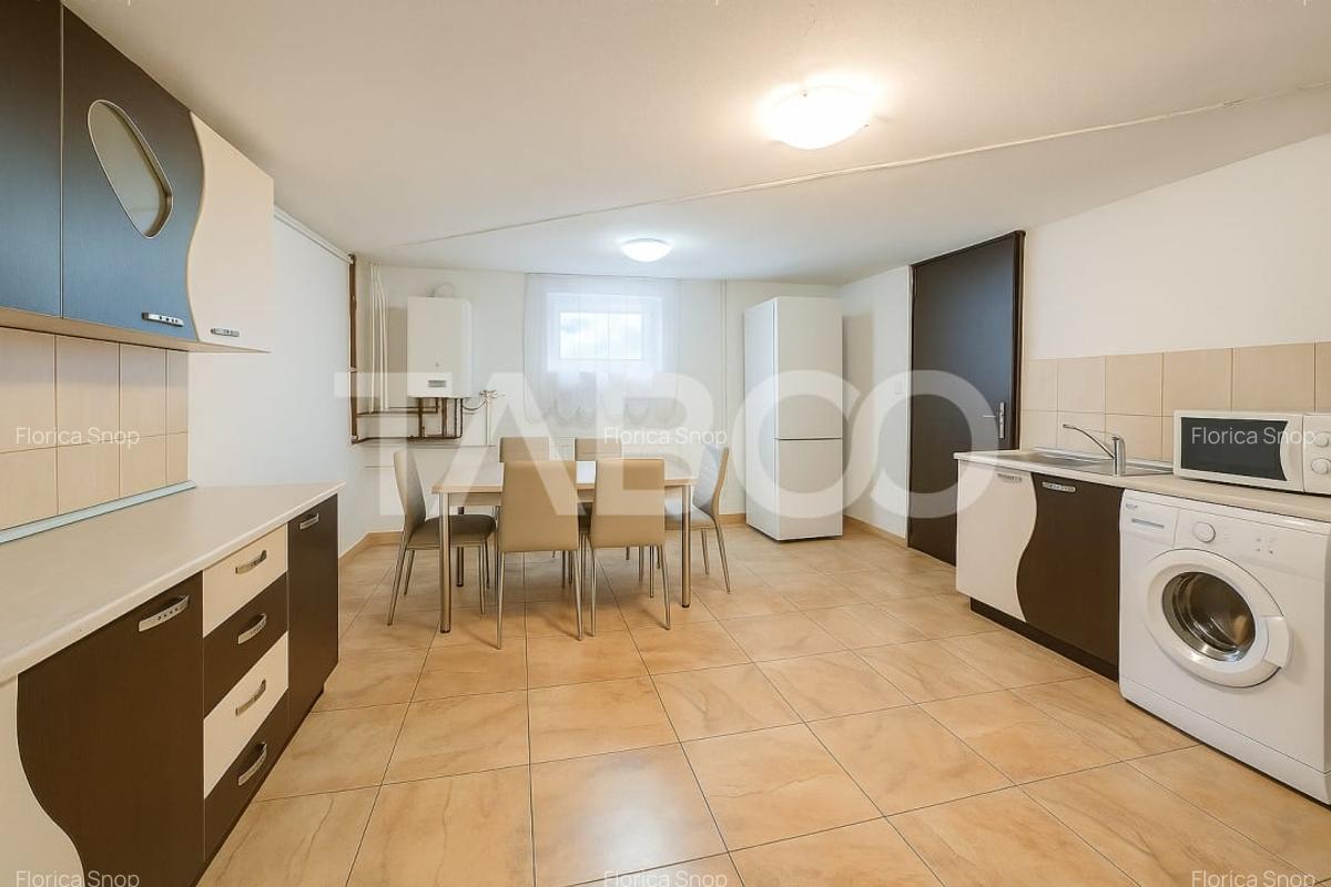 Casa de vanzare str Paltinului nr 28  Vasile Aaron 3 camere si teren - 14