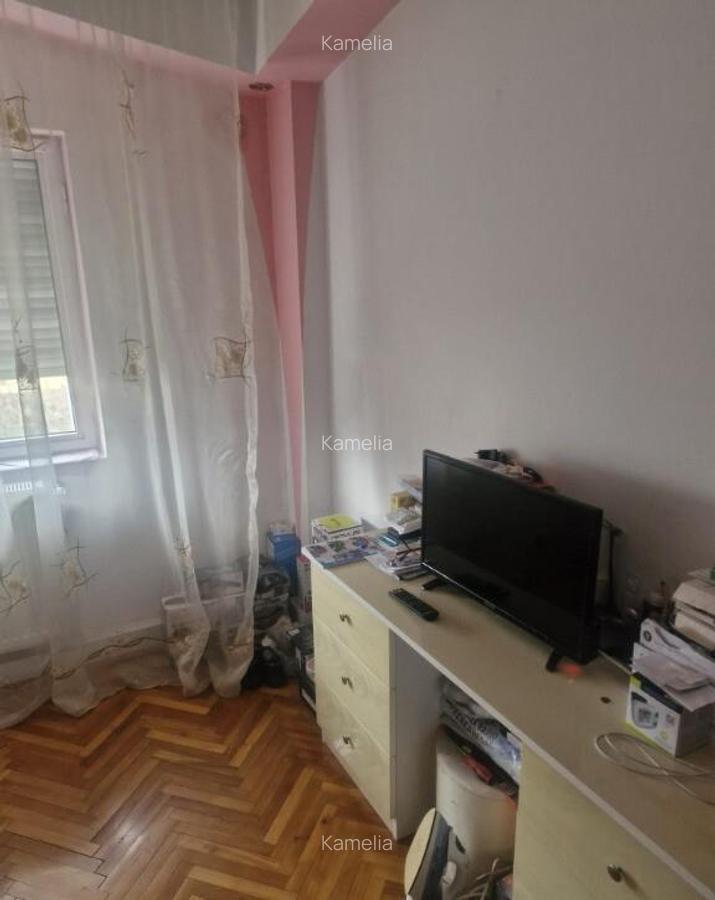 Apartament 3 camere Brosteni - Colegiu - 3