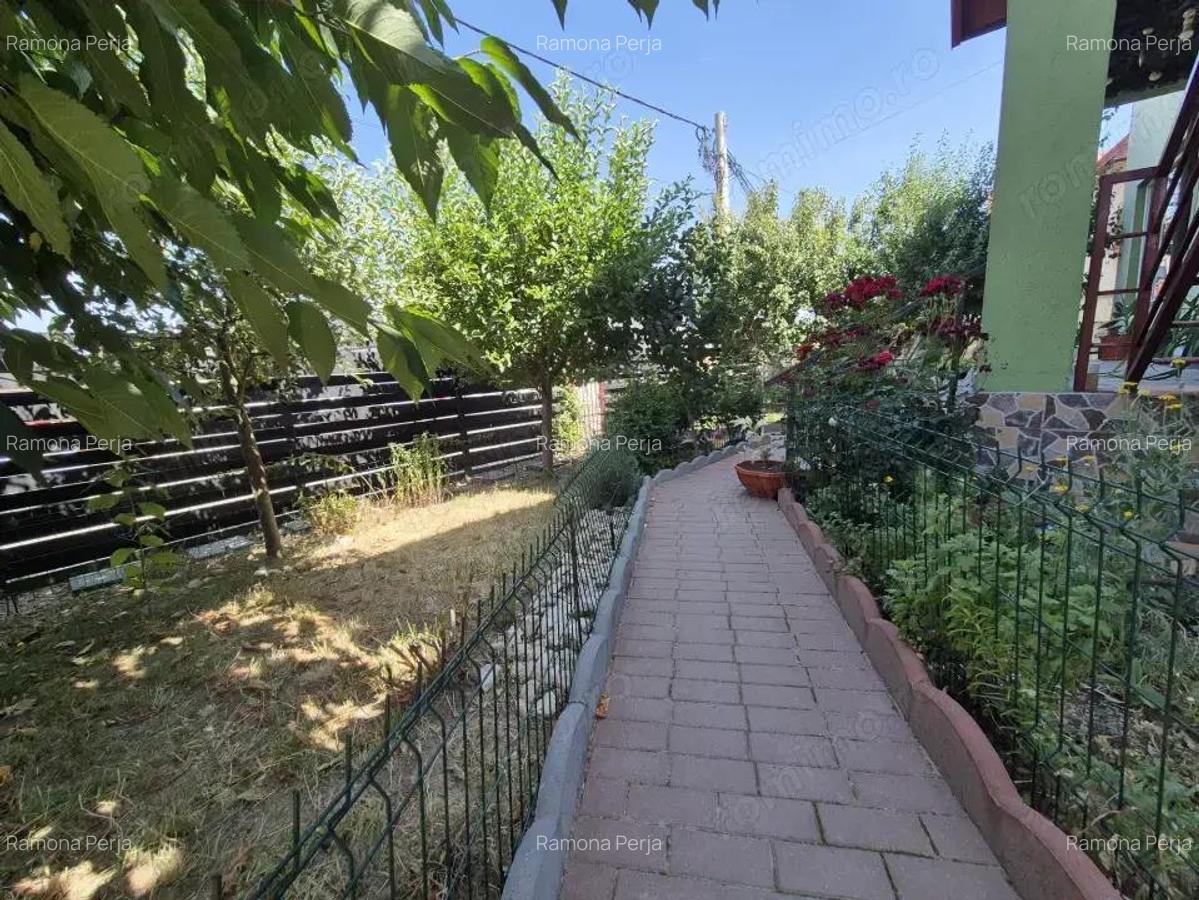 Apartament 3 camere situat la parterul unei vile - 17
