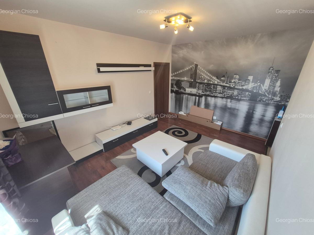 2 Cam-Dacia-51MP--3 Min Iulius Town-Mobilat-Centrala-Aer conditionat-75.000 Euro - 2