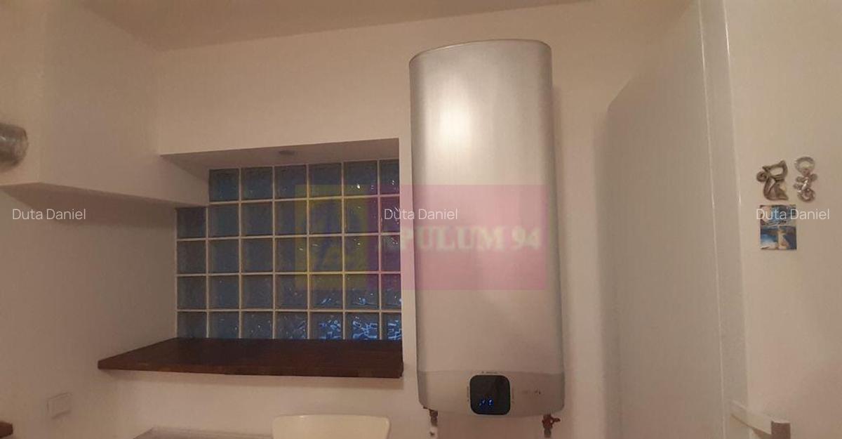Apartament Ultracentral Pia?a Romana Etajul 1 - 12
