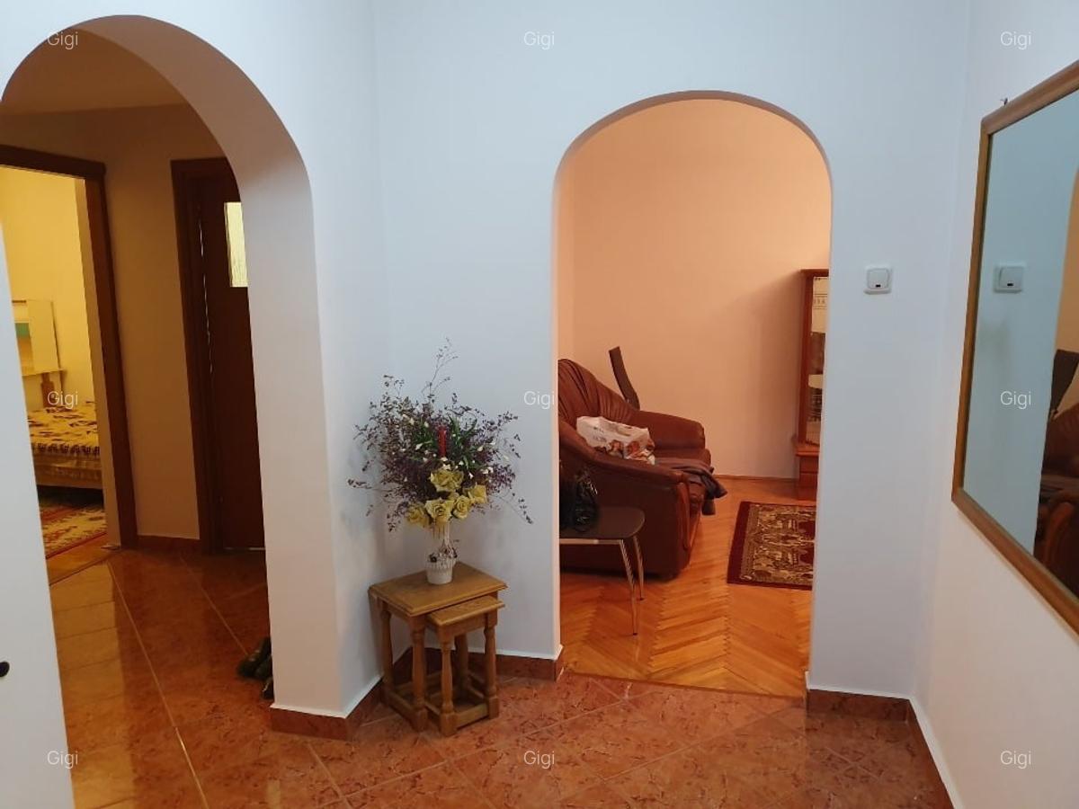 Proprietar închiriez apartament ultracentral-Universitate 350euro - 7