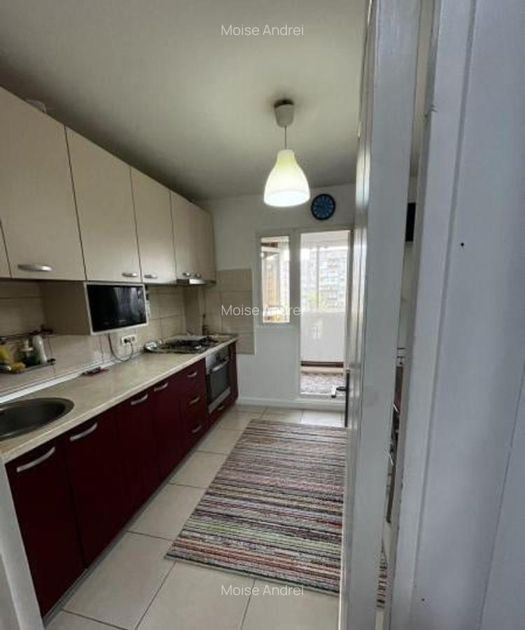 Apartament cu 3 camere decomandat în Gorjului - 4