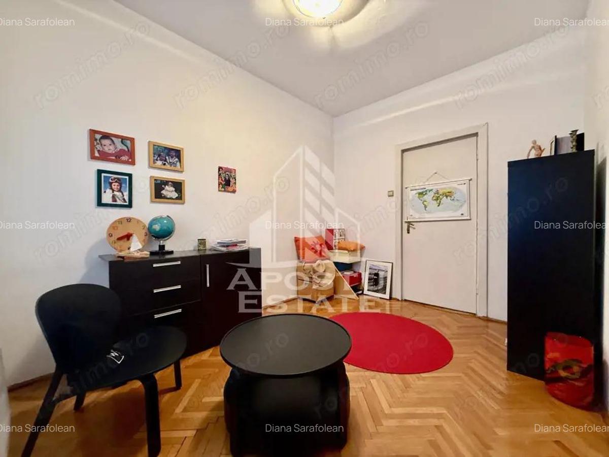 Apartament 5 camere, decomantat, etaj 1, garaj, zona Universitatilor - 13