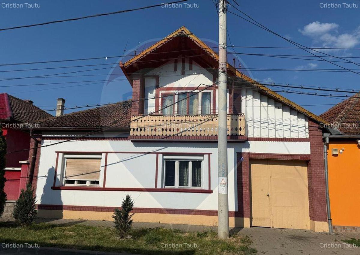 De vanzare Casa cu 3 camere + teren 439mp in Beiu? - 1