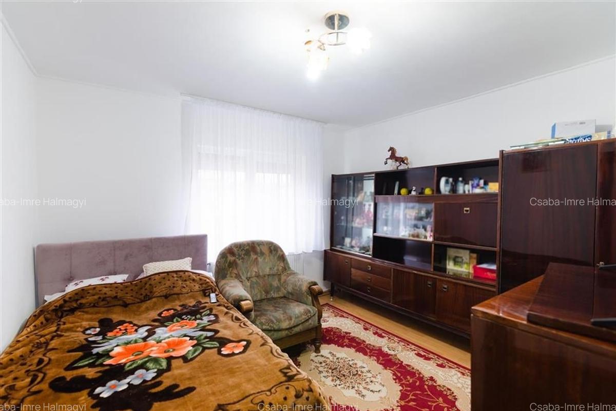 Apartament cu 3 camere decomandat în Rogerius - 7