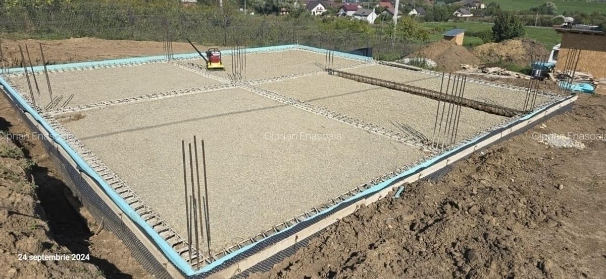 🏡 Casă de vânzare Ciurea – priveliște superbă, construcție solidă - 1