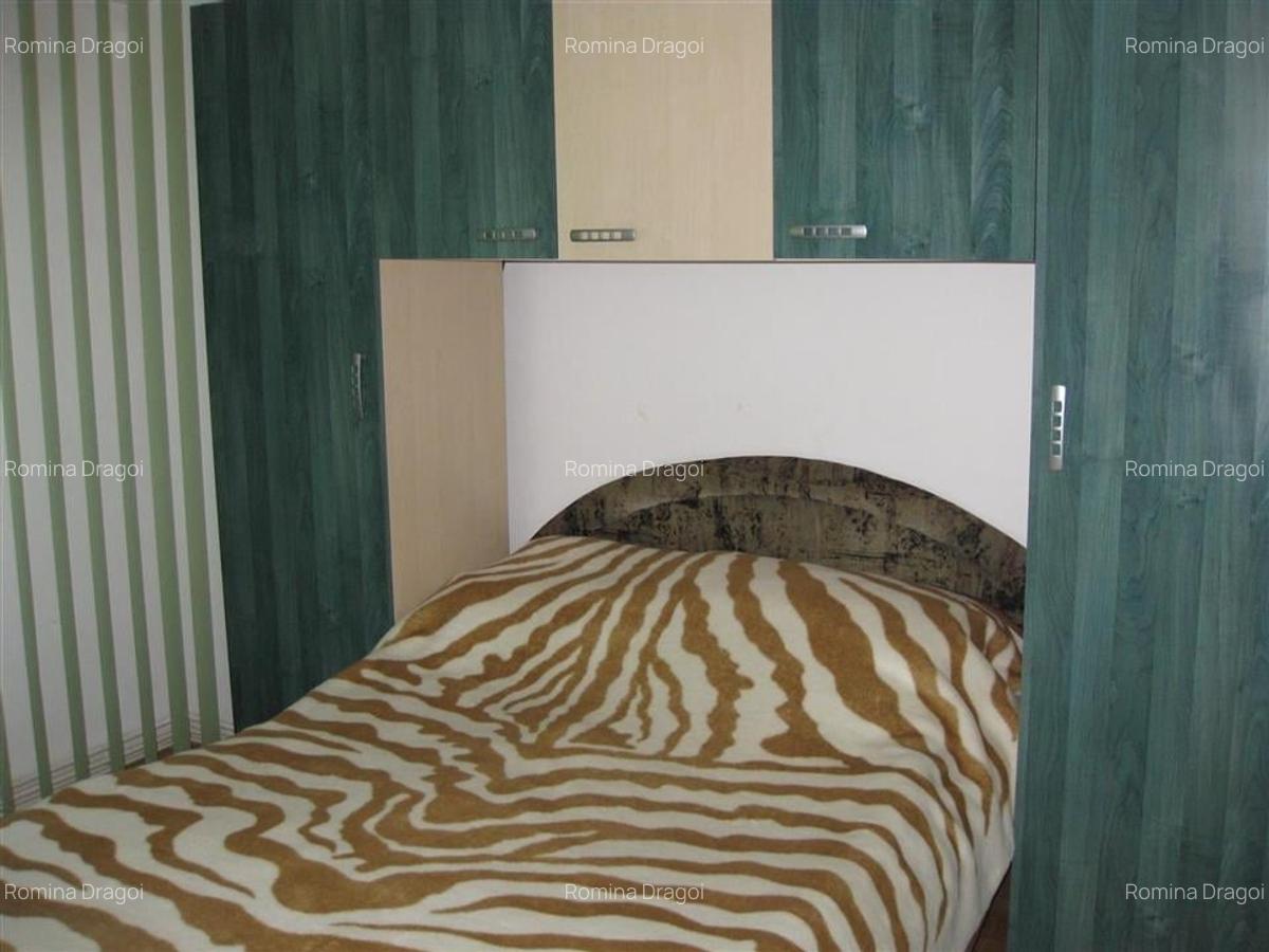 Apartament 3 camere Noua - 13