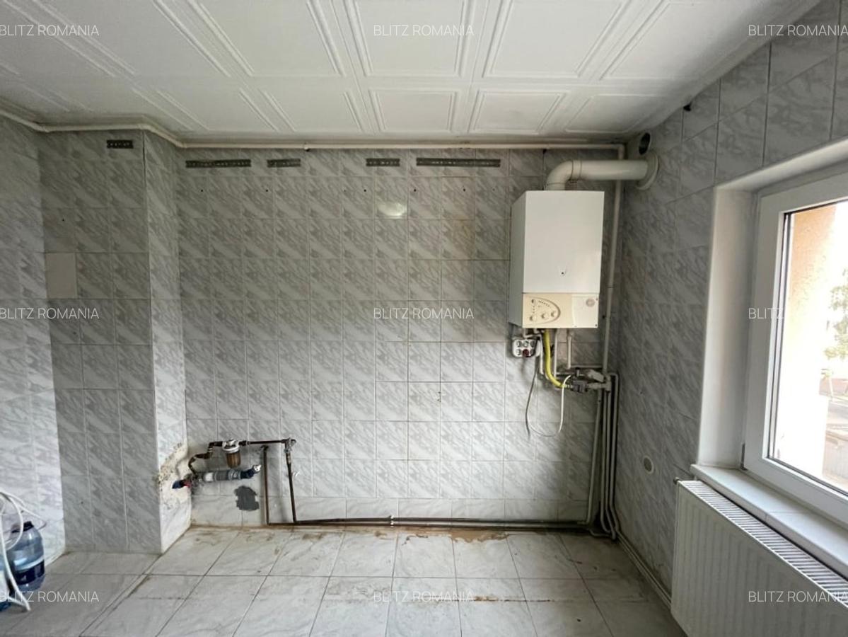 Apartament 3 camere spatioase, usor accesibile, zona Garii - 2