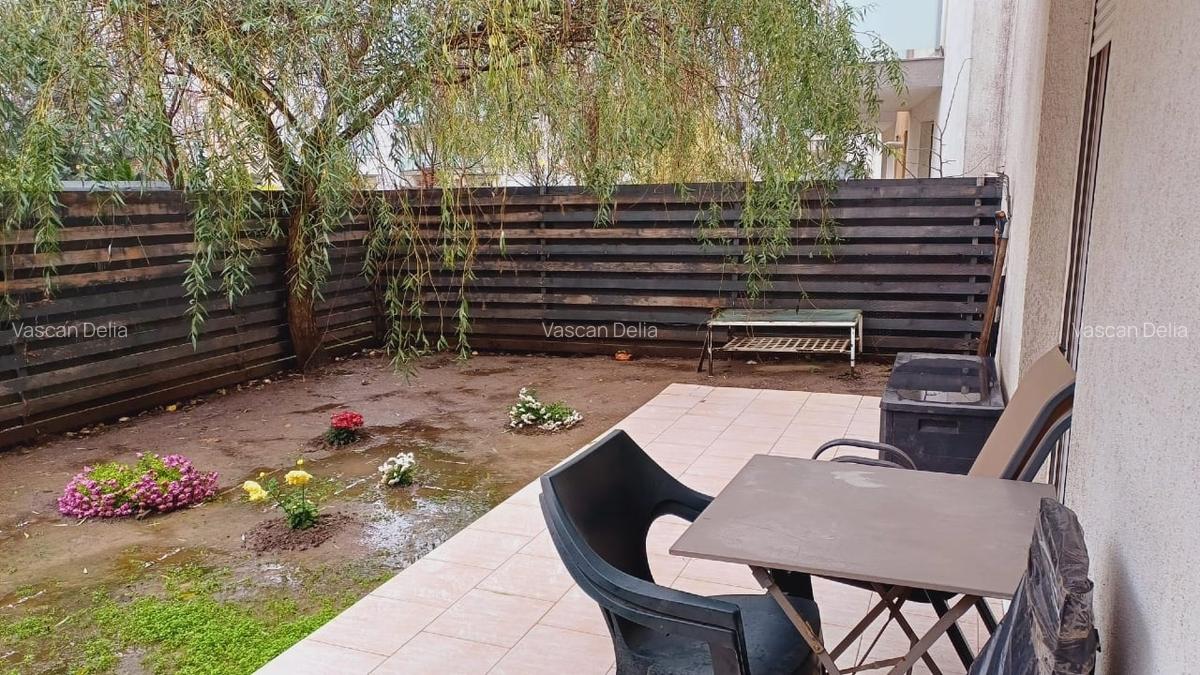 Apartment cu gradina - 10