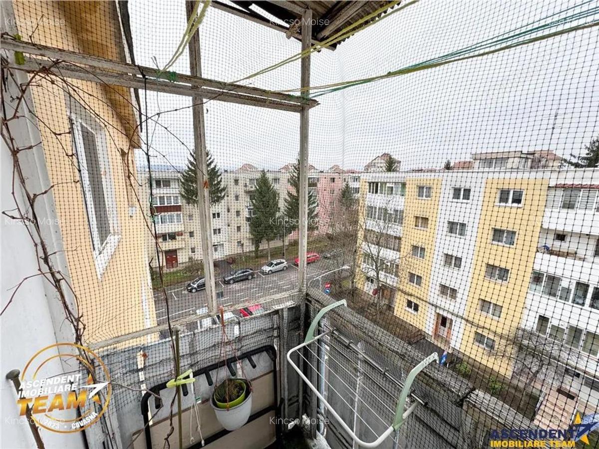 FILM TUR 3D!! Apartament cu 3 camere luminos, loc parcare, zona Lenin, Sfantu Gheorghe - 7