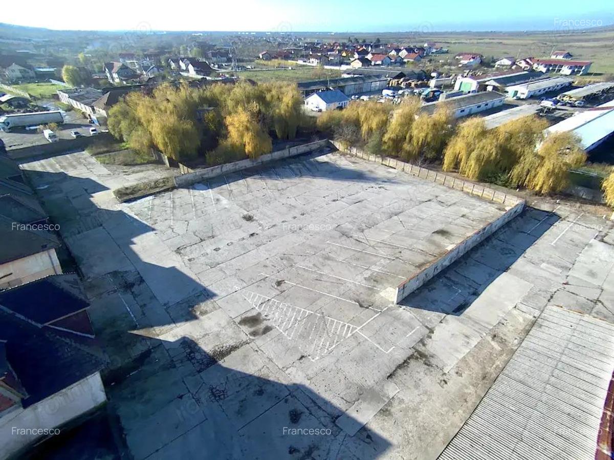 Platforma betonata de inchiriat pana la 6000 mp | Remetea Mare, langa autostrada A1 - 1 Platforma betonata de inchiriat pana la 6000 mp | Remetea Mare, langa autostrada A1 - 1