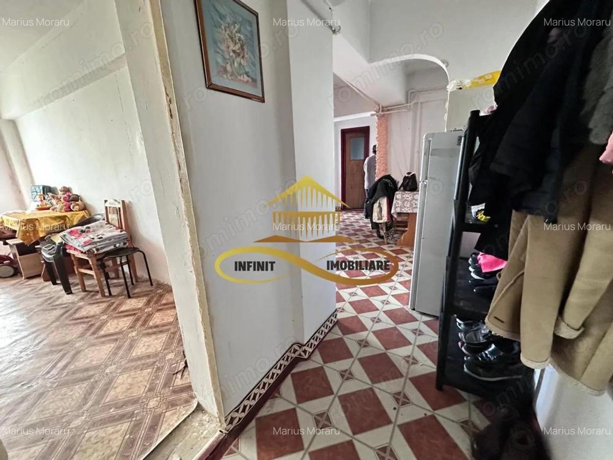 De vanzare apartament 3 camere,Str Letea, Bacau - 7