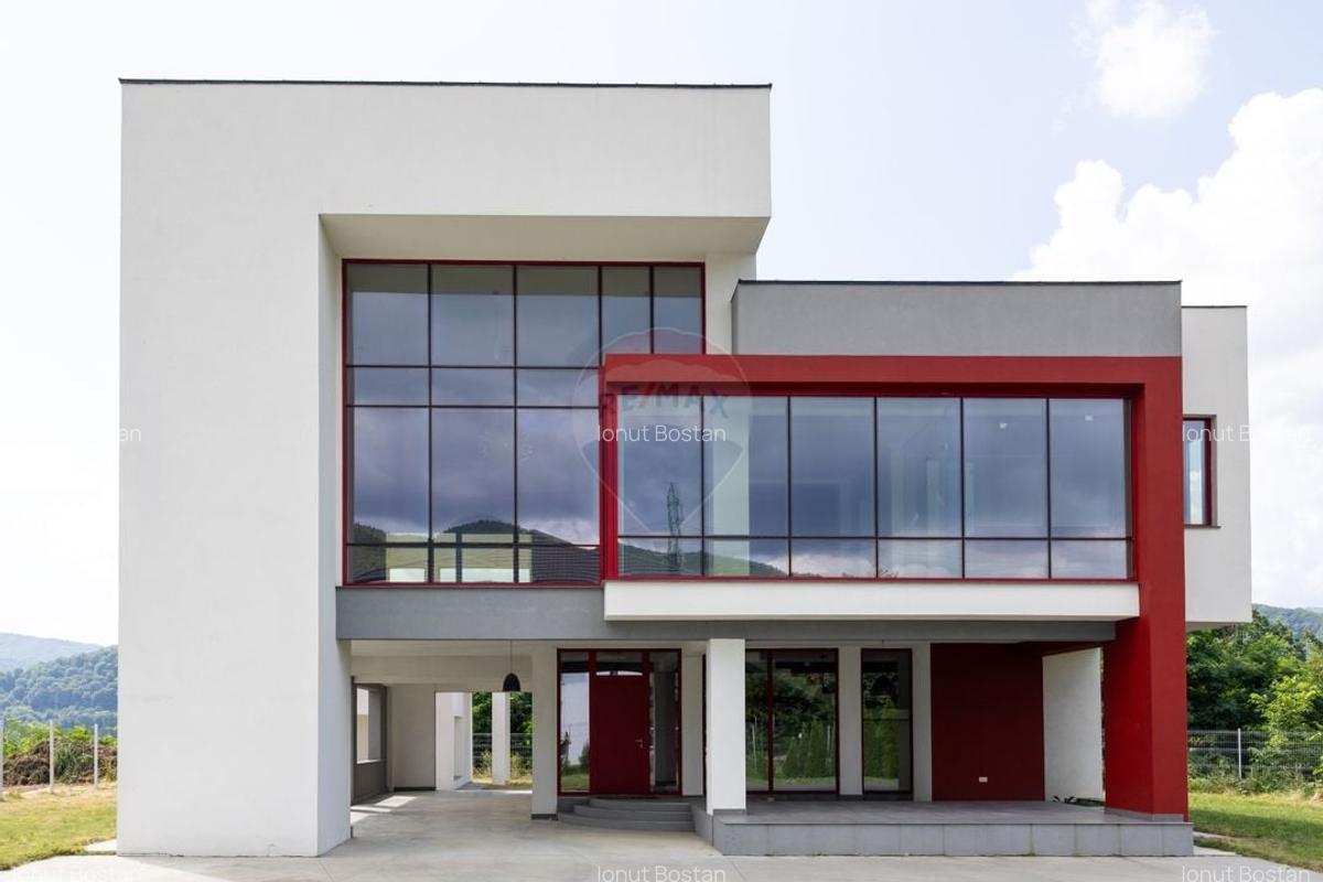 Vila cu piscina de vanzare  - Bistrita - 1