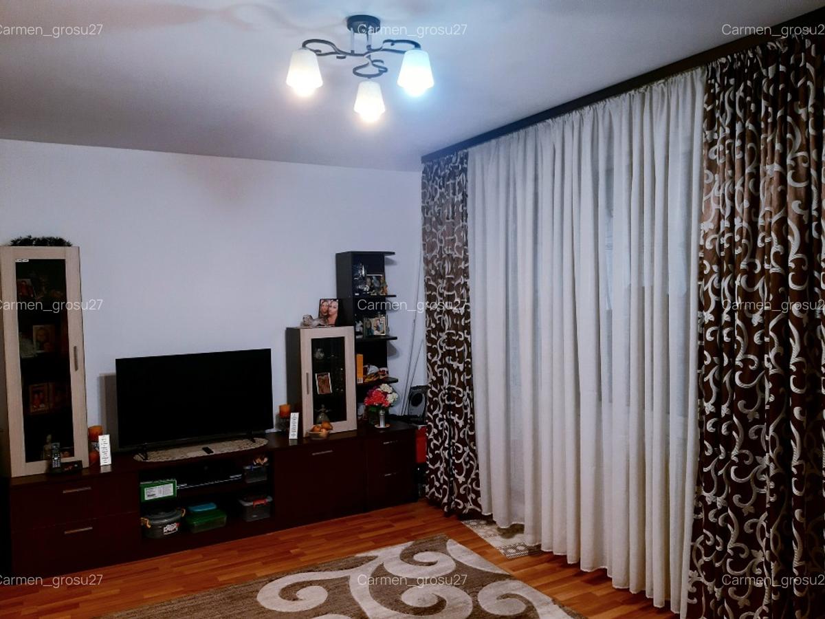 Apartament cu 4 camere Rahova șos Alexandria Stradal - 2