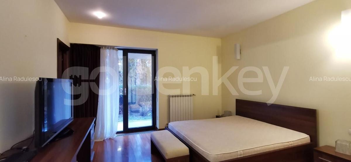 Apartament cu 3 camere decomandat, mobilat în Primăverii - 12