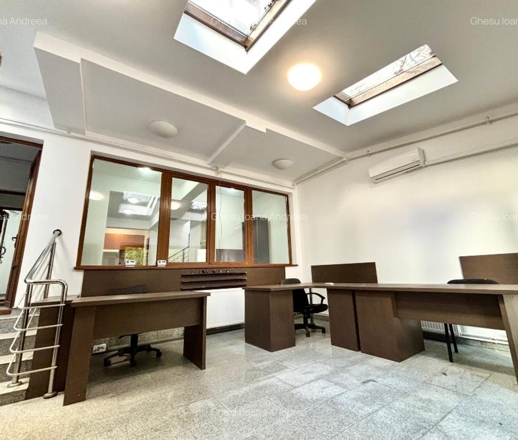 Casă pentru sediu firmă – 205 mp, Sector 4, panouri solare și loc parcare - 7