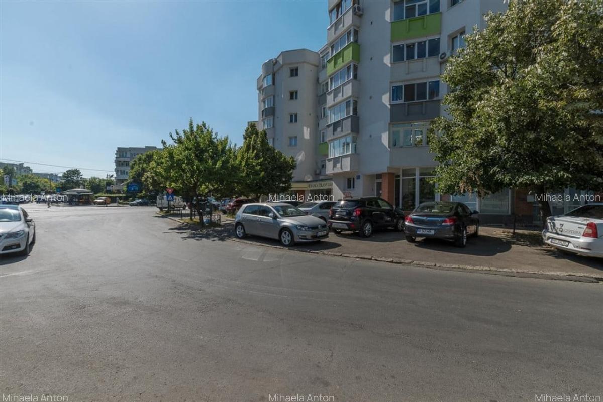 Aviatiei, Crystal Palace, Etaj 1/4, Mall Promenada, Metrou Aurel Vlaicu - 12