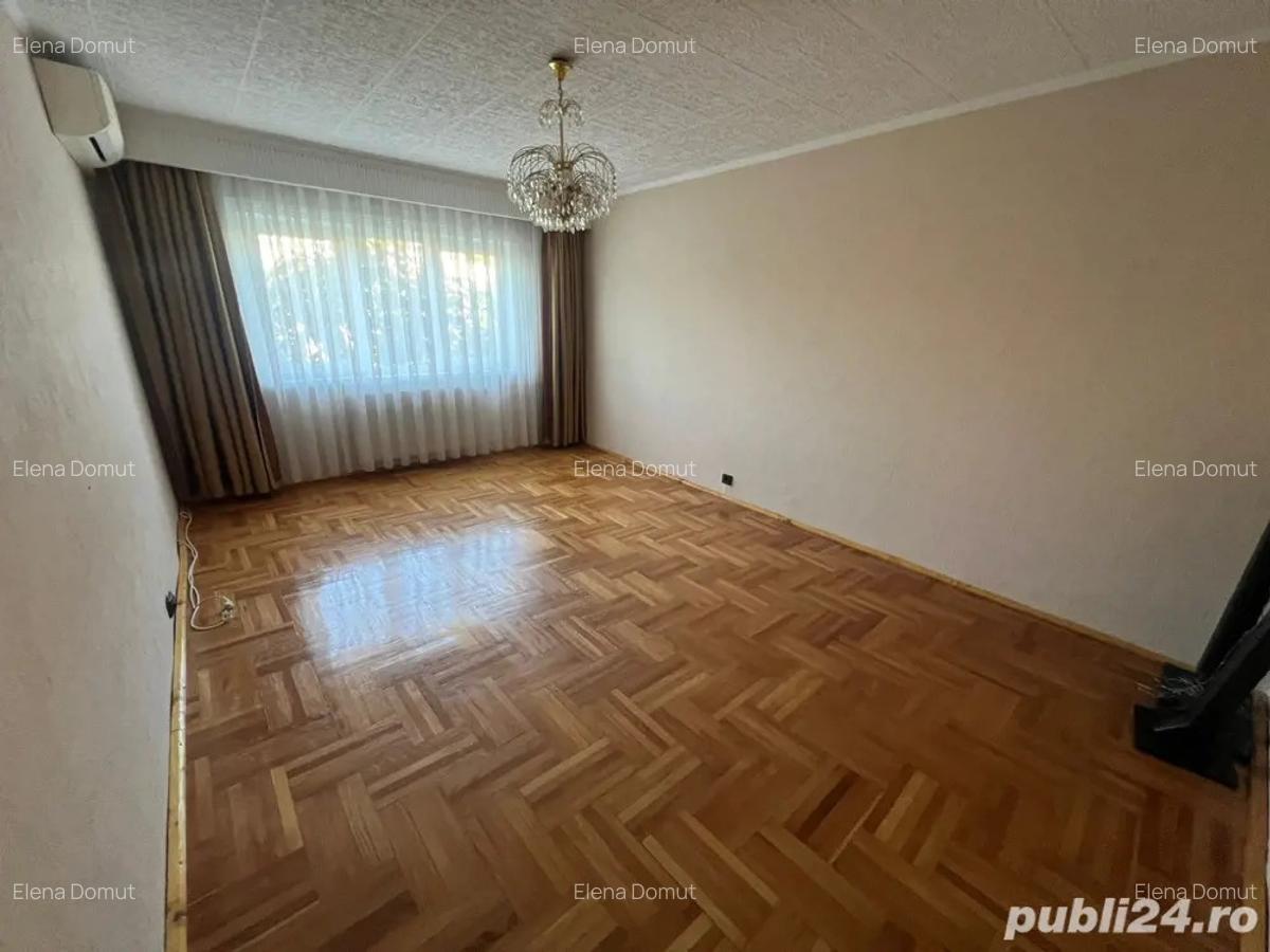 Apartament 3 camere de vanzare - 1