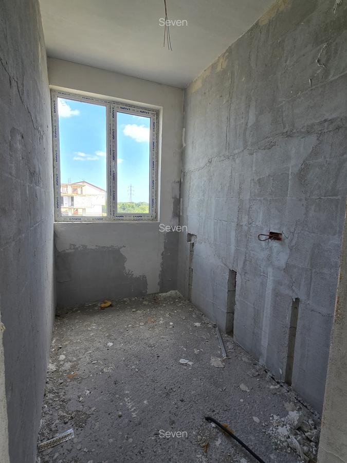 Studio 38 mp - zona Km.5 - Bloc nou - 48.000 euro (Cod E11) - 8