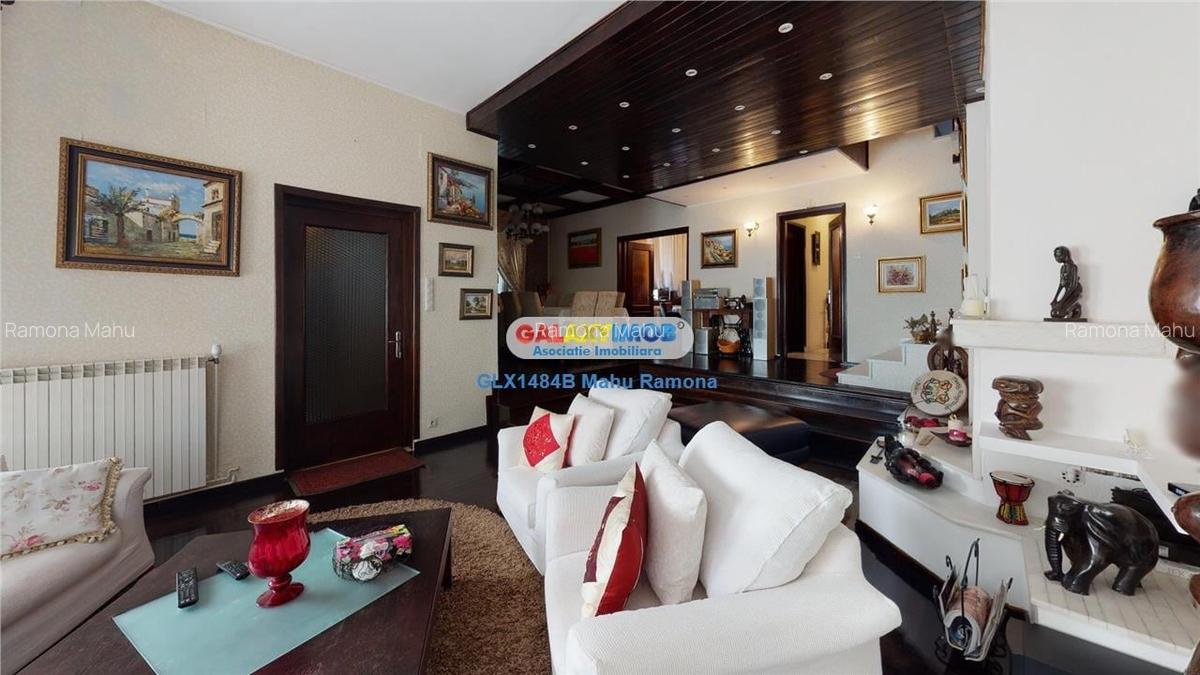 Vila superba, 9 dormitoare, pretabila pentru pensiune, Sinaia - 1