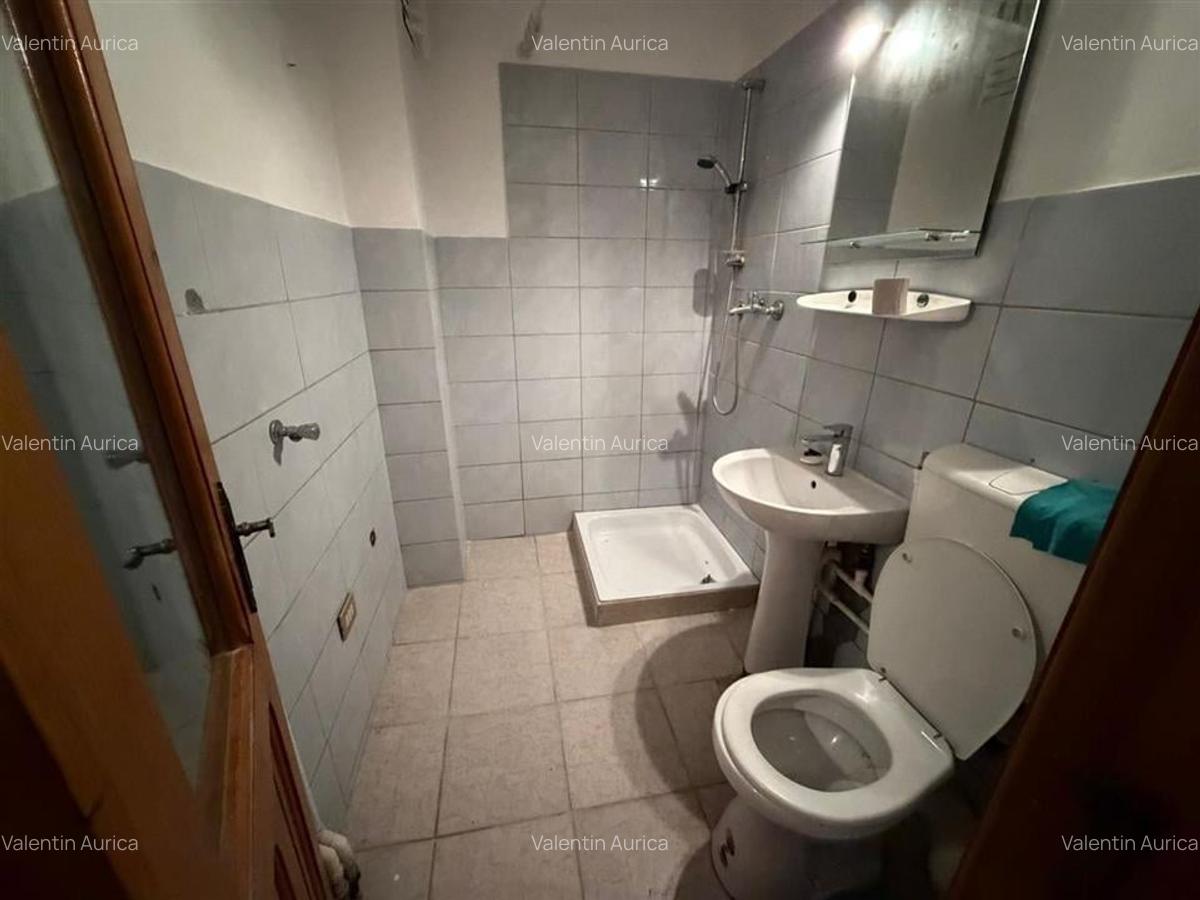 Garsoniera de vanzare - etaj 1 - 27mp - zona Brailei - Quattro - 7