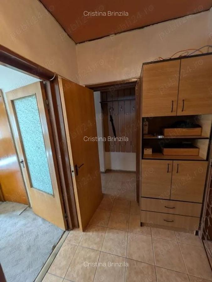 De vanzare Apartament 2 camere - Ultracentral - Universitate, sect 3 - 4