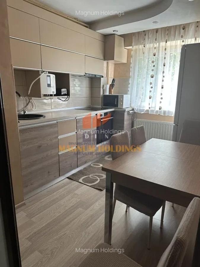 Apartament 3 camere, decomandat, Prundu - 3
