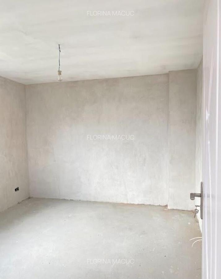 Casa in Calinesti, 2600 mp teren intravilan, 69500 euro - 13