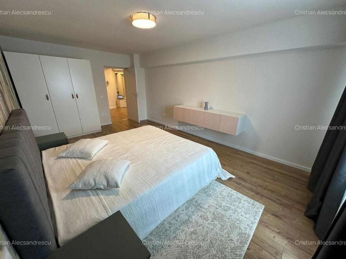 Apartament cu 2 camere semidecomandat în P-ța Unirii - 12