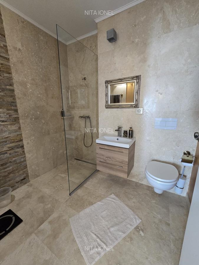 Duplex P+E+M ,suprafata teren 350mp,amprenta 102mp,construita 306mp,utilata/mob - 20