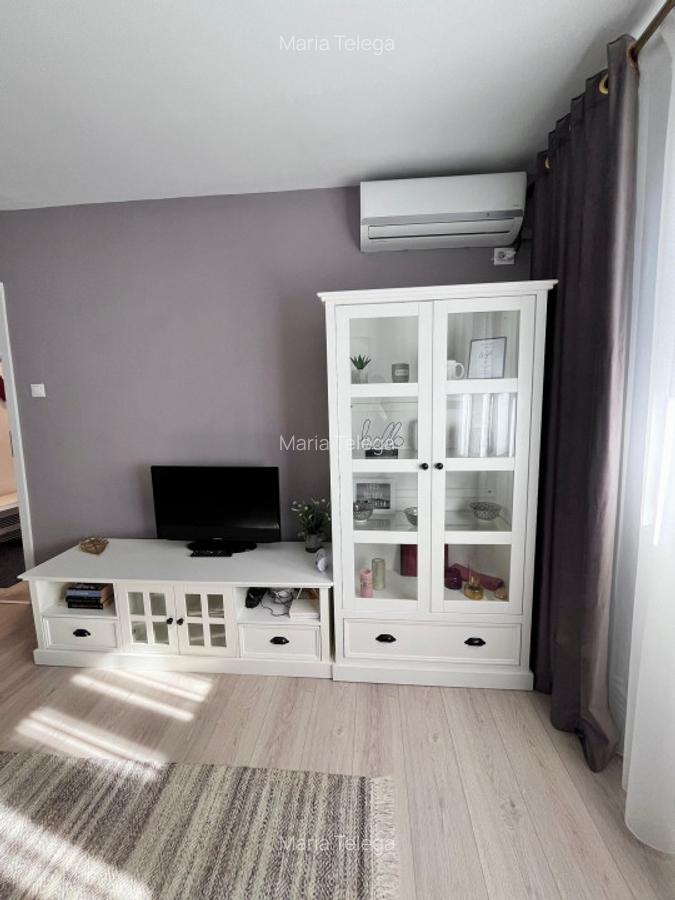 Apartament cu 2 camere semidecomandat în Florilor - 3