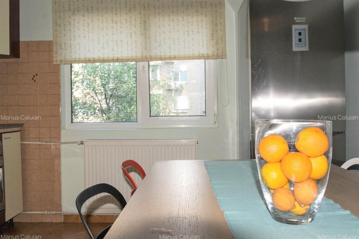 Bloc reabilitat, apartament trei camere zona Zepter - 7