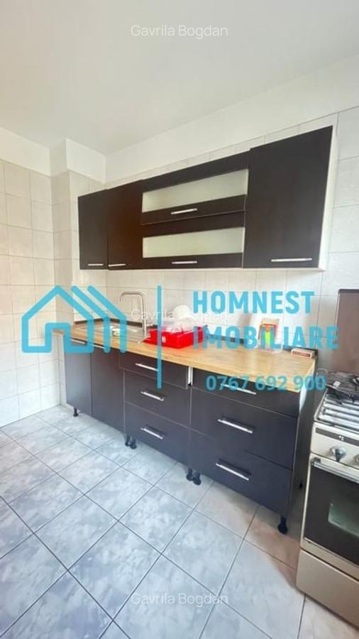 Apartament cu 2 camere semidecomandat, mobilat în Titulescu - 8