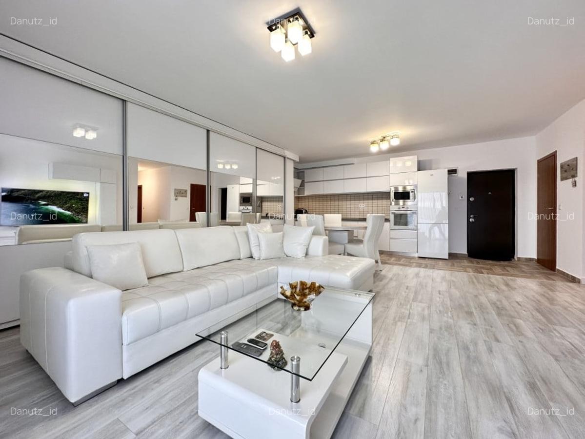 Inchiriere Apartament 3 camere, 2 bai, zona centrala, garaj - 2