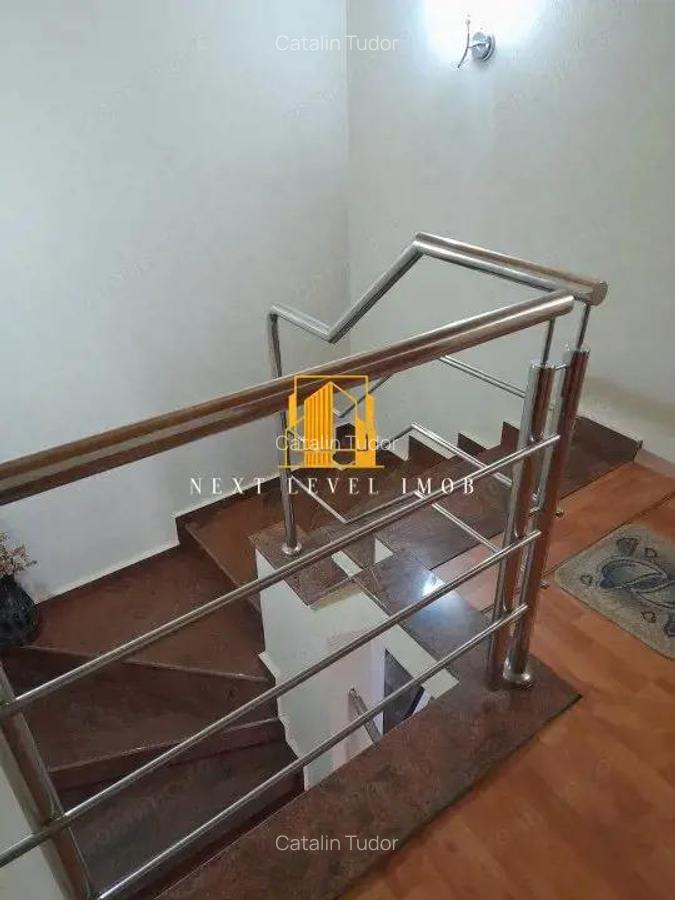 Casa spa?ioasa cu 4 camere, situata intr-o zona lini?tita, aproape de Mall Vivo - 4