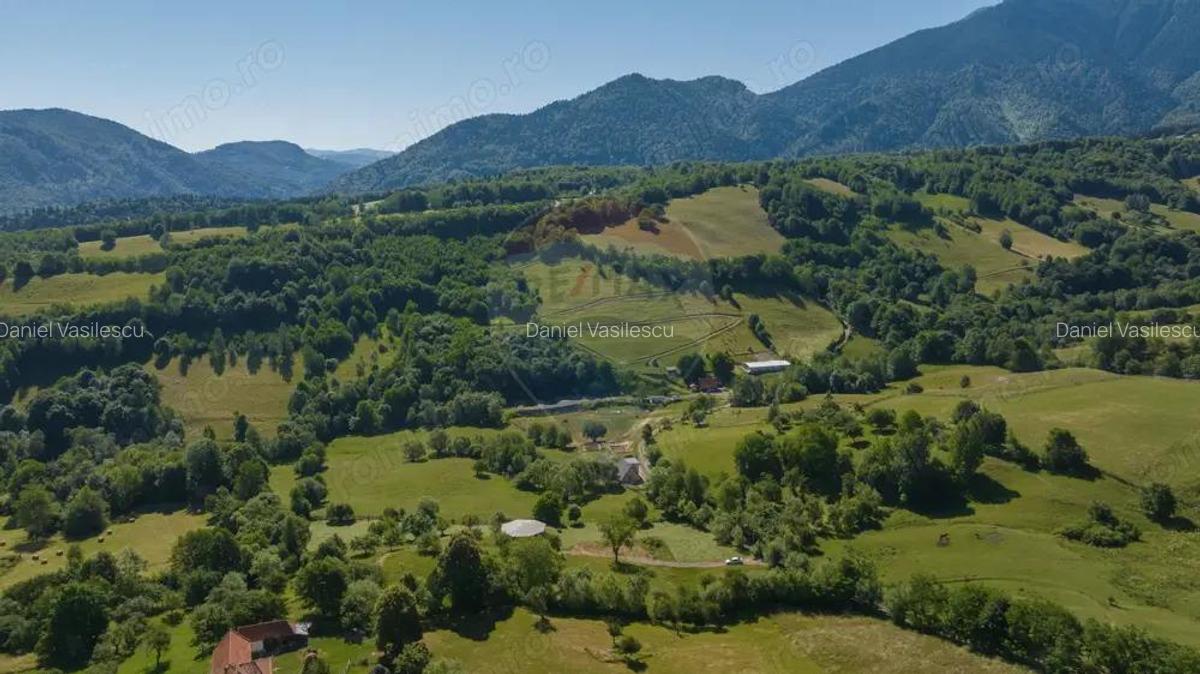 REZERVAT! Teren 5495mp, Bran Sohodol, priveliste deosebita, utilitati - 8